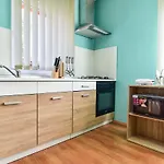 L&l Apartman *