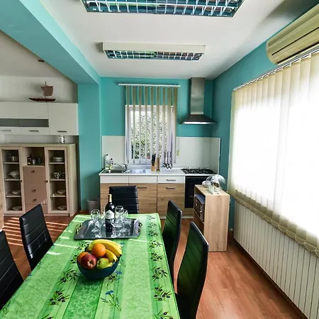 L&l Holiday Apartment *